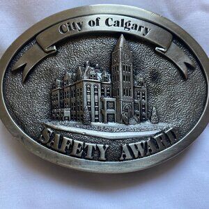VINTAGE 1980s *CITY OF CALGARY* SAFETY AWARD SILVERTONE BELT BUCKLE 8 cm x 6 cm